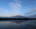 田貫湖 雲の帽子をかぶった富士山！逆さ富士が綺麗すぎる！朝霧高原にて