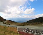 箱根・芦ノ湖スカイライン 天気が曇りの富士山の景色