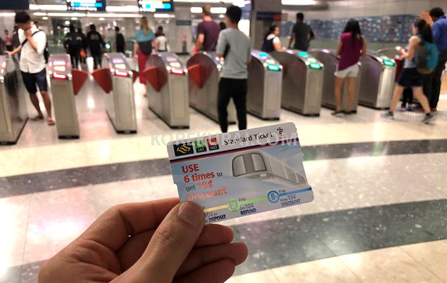 シンガポール MRT 改札